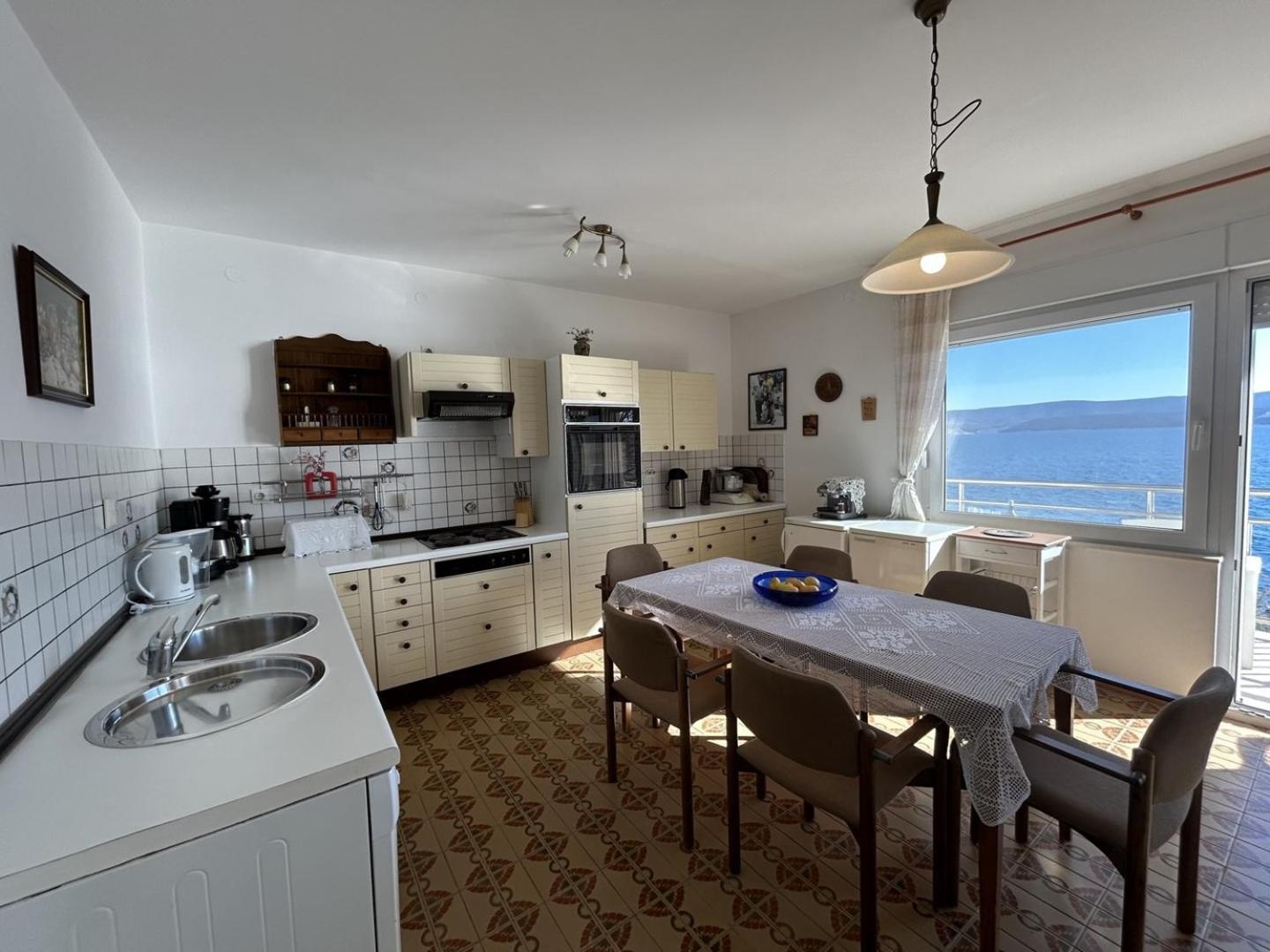 Azure Apartments By The Sea Near City Omis Exterior photo